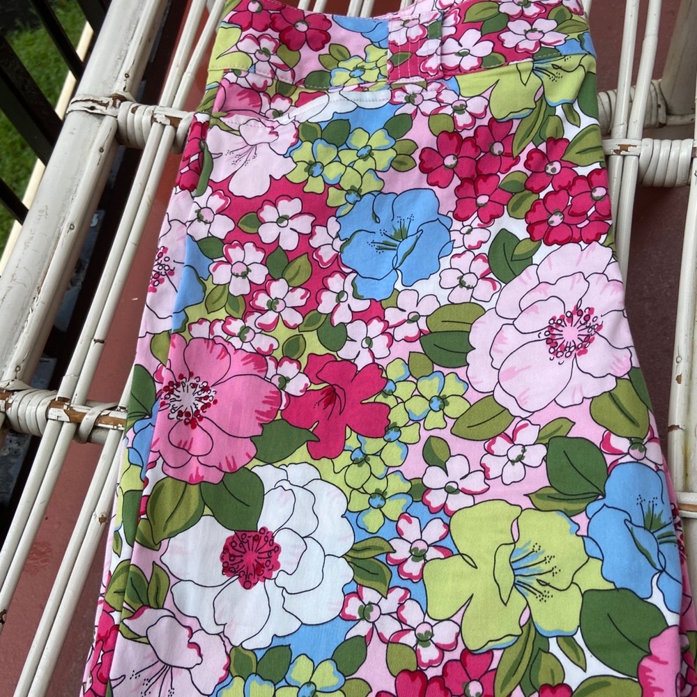 Gorgeous vivid floral print cropped jeans